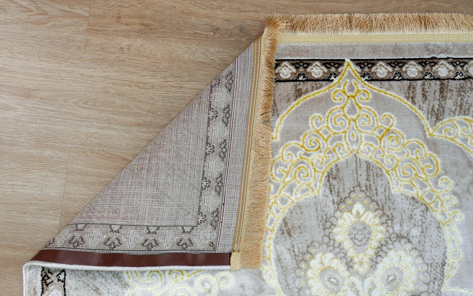 Super Silk Premium Carpet - ( 150 x 220 ) cm Brown & Gold