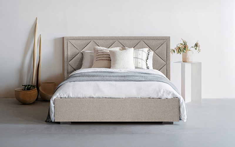 Al Saad Home Jacquard Crystal Bed ( 160 x 200 ) - Queen L.Beige Brown