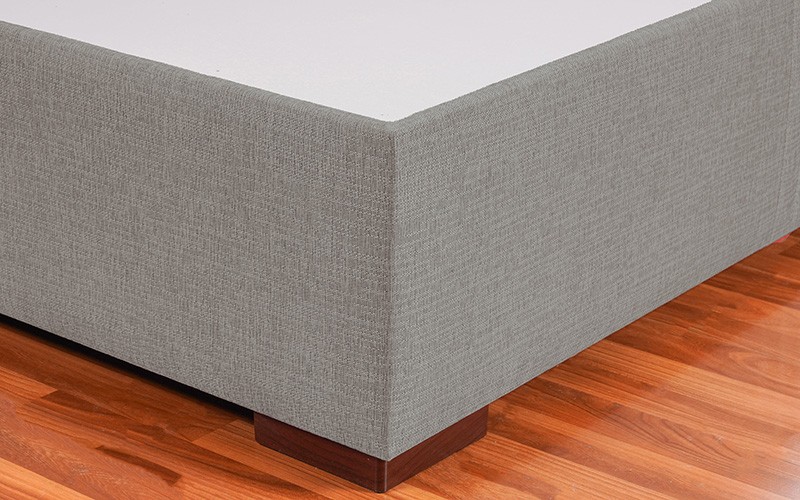 Al Saad Home Jacquard Stripe Bed ( 200 x 200 ) - Super King Grey Brown