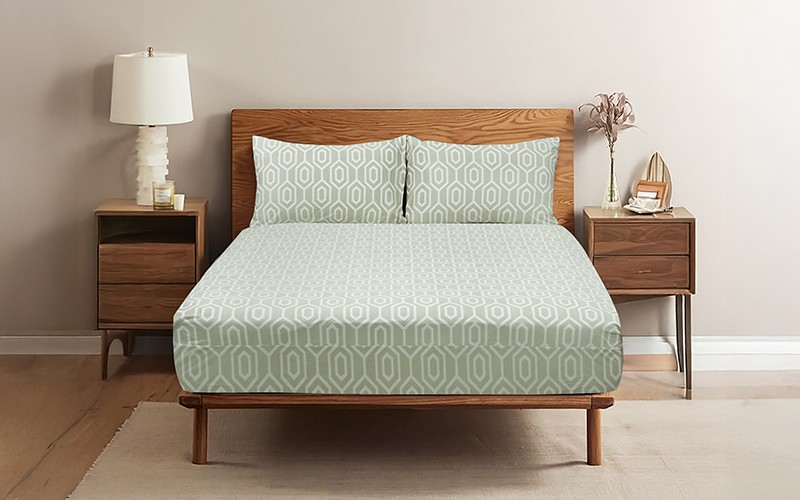Veneta Velvet BedSheet Set 3 PCS - King Mint