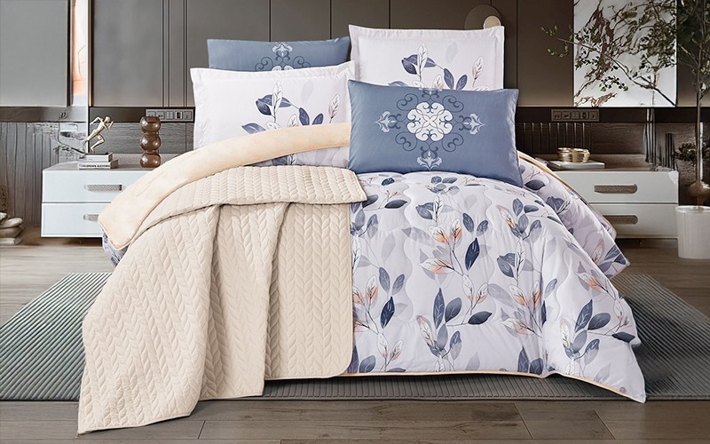 Chic Double Face Comforter Bedding Set 4 PCS - Single Multi Color