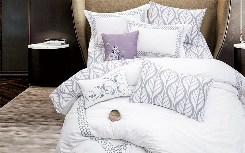 Emma Luxury Cotton Embroidered Duvet Cover Without Filling 8 PCS - King White & L.Purple