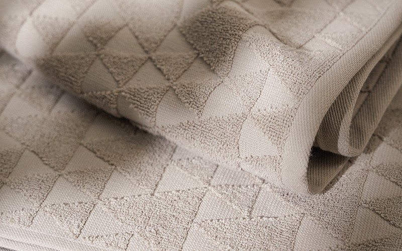 Al Saad Home Cotton Towel With Geometric Design ( 90 x 160 ) - Brown