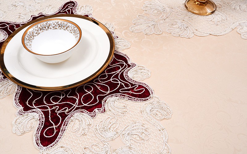 Turkish Armada Table Mat Set 5 PCS - Cream & Burgandy