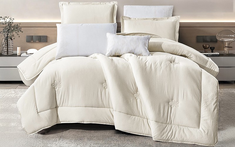Shirin Stripe Comforter Bedding Set 7 PCS - King L.Beige