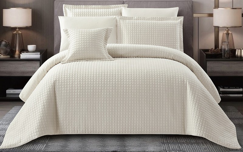 Celine Cotton Duvet Cover Bedding Set With Filling 8 PCS - King L.Beige