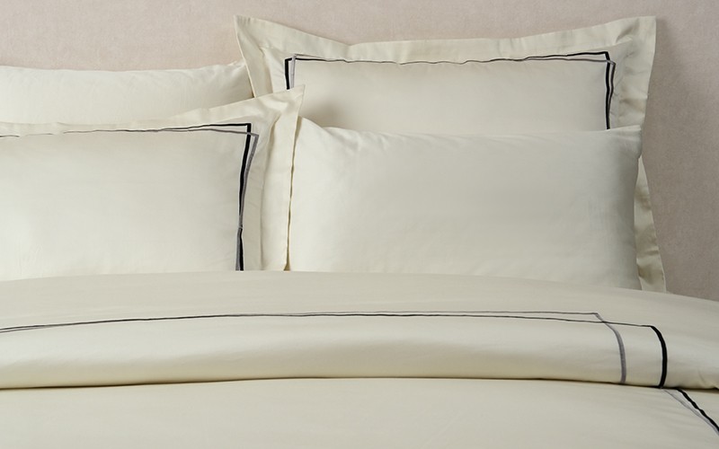 Alto Cotton Embroidered Duvet Cover Set Without Filling ( 300 TC ) 6 PCS - King Cream 