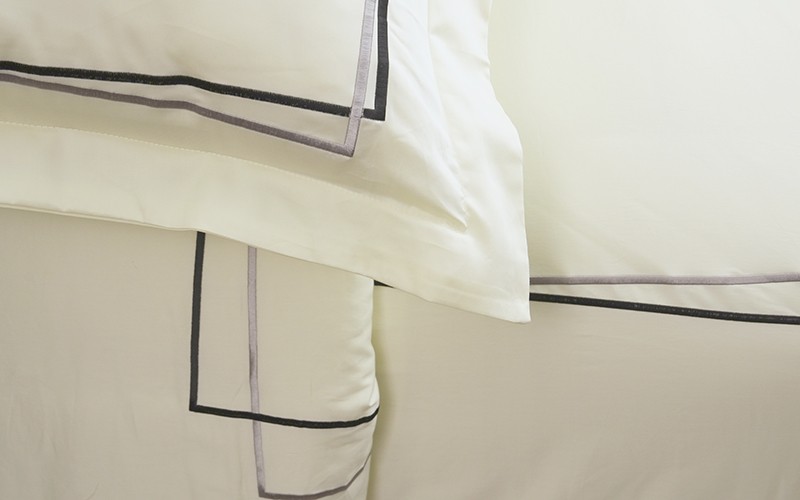 Alto Cotton Embroidered Duvet Cover Set Without Filling ( 300 TC ) 6 PCS - King Cream 