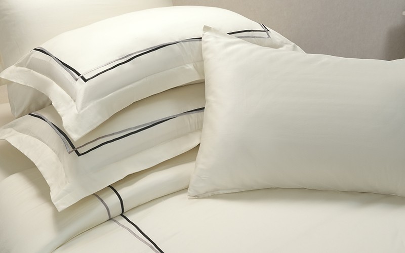 Alto Cotton Embroidered Duvet Cover Set Without Filling ( 300 TC ) 6 PCS - King Cream 