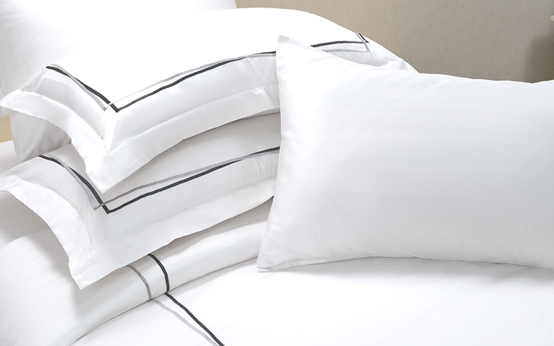 Alto Cotton Embroidered Duvet Cover Set Without Filling ( 300 TC ) 6 PCS - King White 