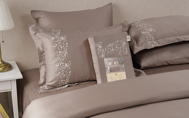 Seda Tencel Embroidered Duvet Cover Set Without Filling ( 300 TC ) 6 PCS - King D.Beige 