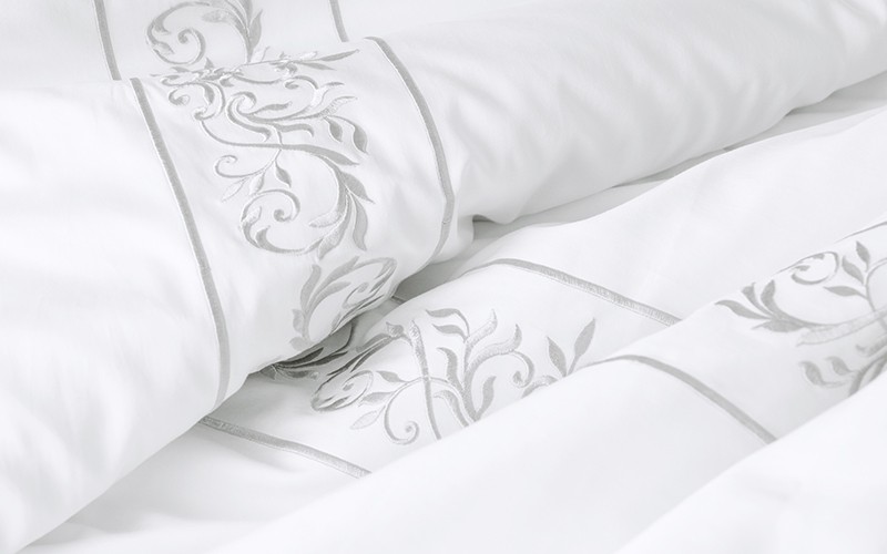Rimal Cotton Embroidered Duvet Cover Set Without Filling ( 300 TC ) 6 PCS - King White & Silver 