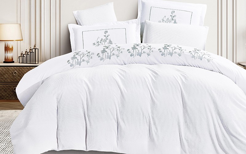 Rona Embroidered Duvet Covet Bedding Set Without Filling 6 PCS - King White