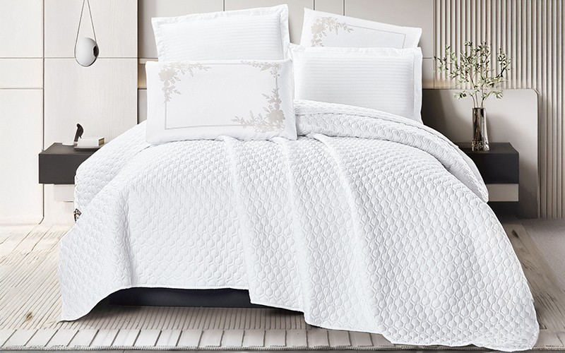 Boss BedSpread Bedding Set 4 PCS - Single White