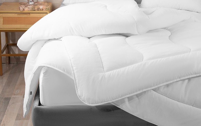 Down Alternative Cotton Duvet - King ( 240 X 260 ) cm