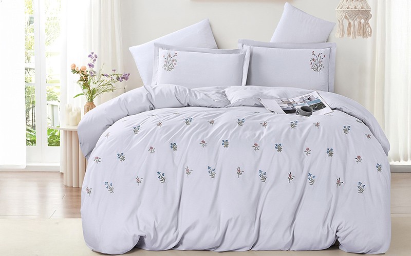 Rivan Embroidered Duvet Cover Set Without Filling 6 PCS - King L.Grey