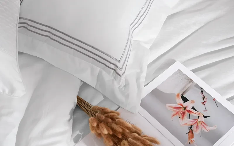 Posh Cotton Jacquard Comforter Bedding Set Box 8 PCS - King White