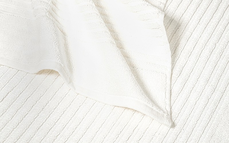 Al Saad Home Cotton Hotel Stripe Towel ( 50 X 80 ) - Off White