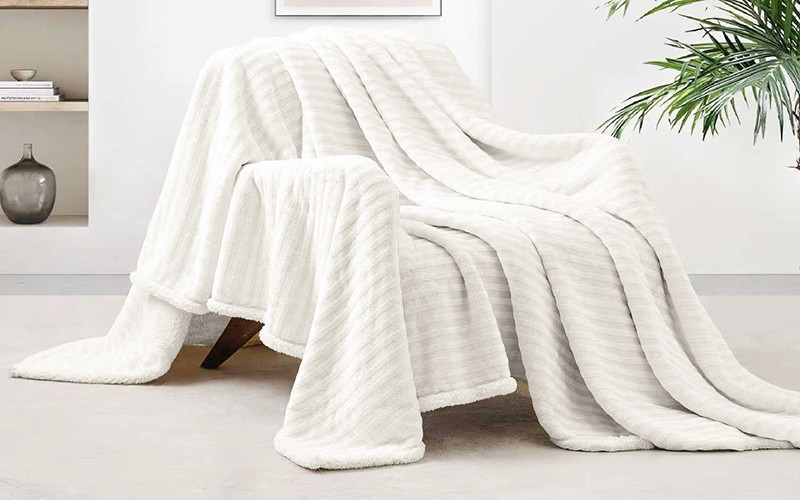 Al Saad Home Stripe Flannel Blanket - Single Cream