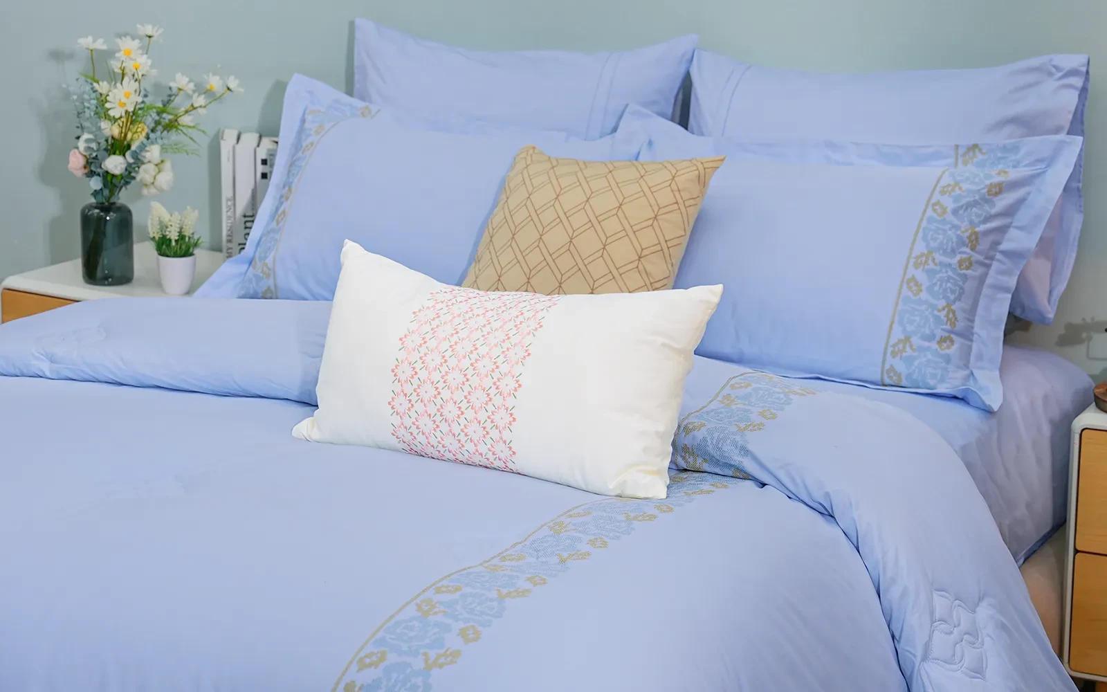 Crown Cotton Embroidered Comforter Bedding Set 8 PCS - King Blue