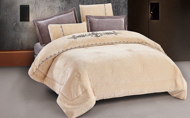  Euro Flannel Embroidered Comforter Bedding Set 6 PCS - King Beige
