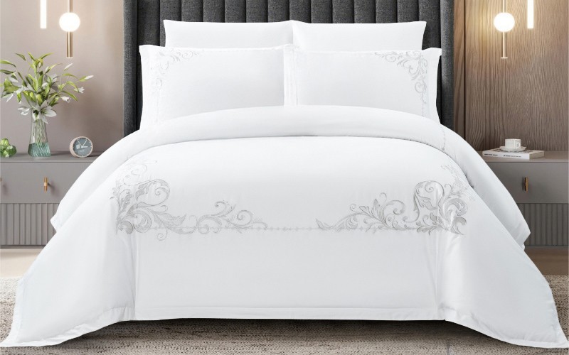 Tokio Cotton Embroidered Duvet Cover Set Without Filling 6 PCS - King Off White