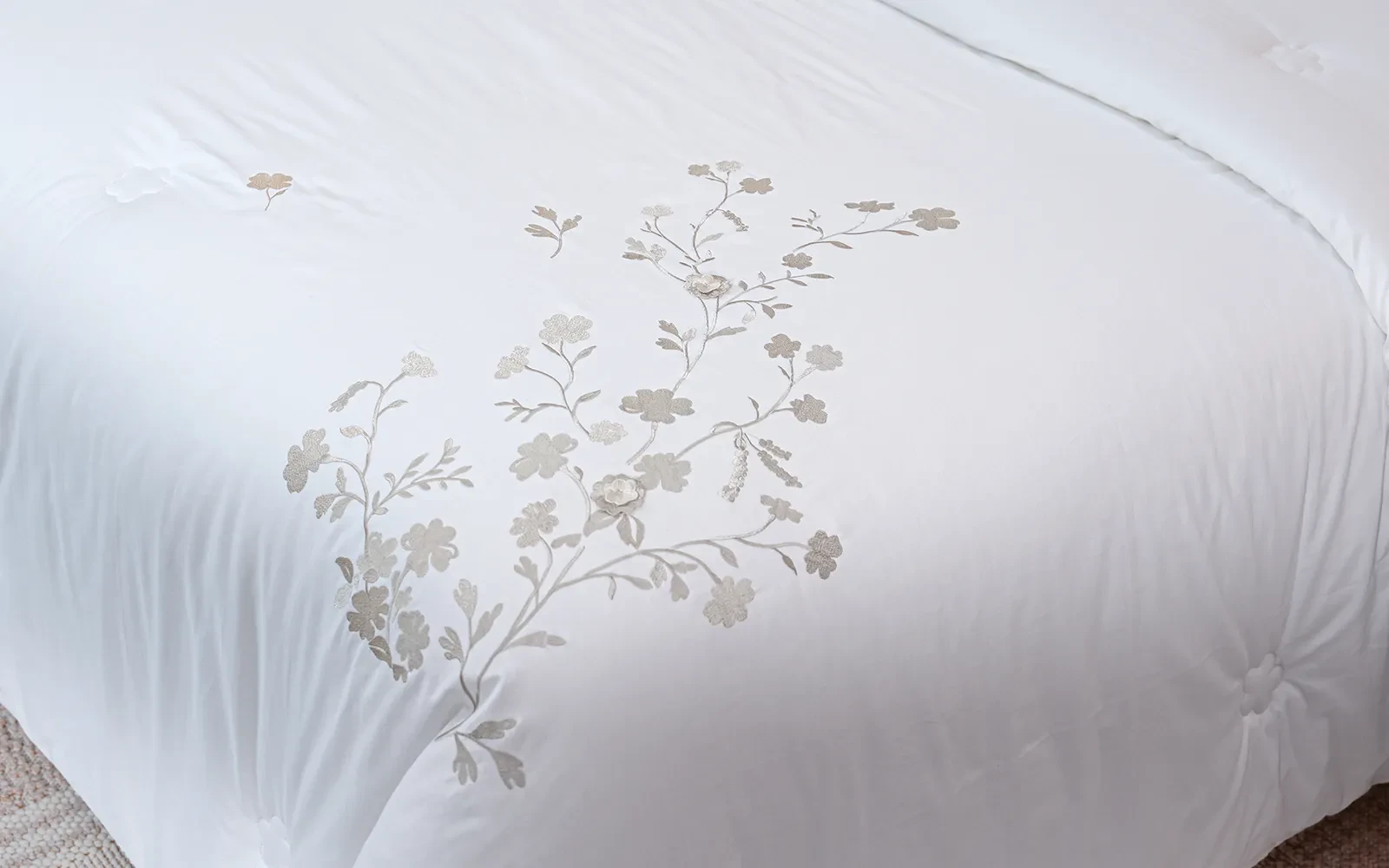 Etsy Cotton 3D Embroidered Duvet Cover Set Without Filling 6 PCS - King White & D.Beige