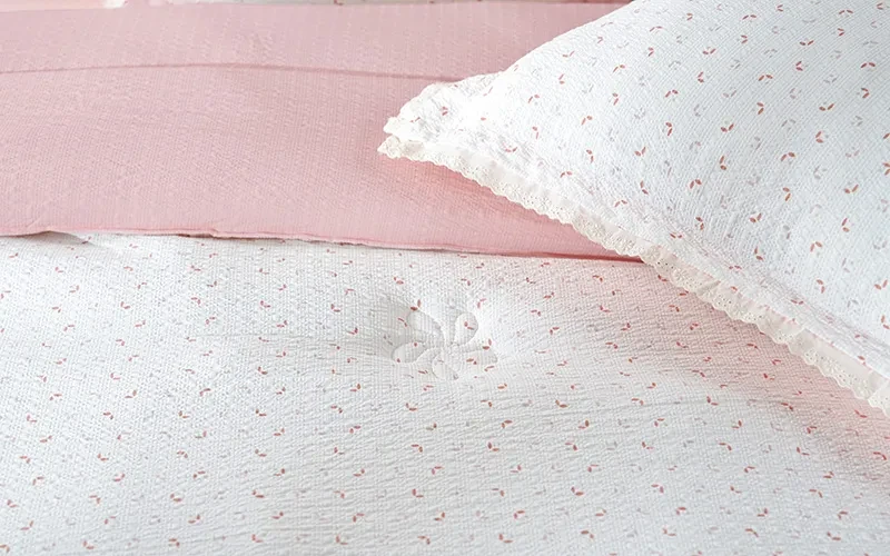 Pinky Lace Printed Comforter Bedding Set 4 PCS - Single White & Pudra