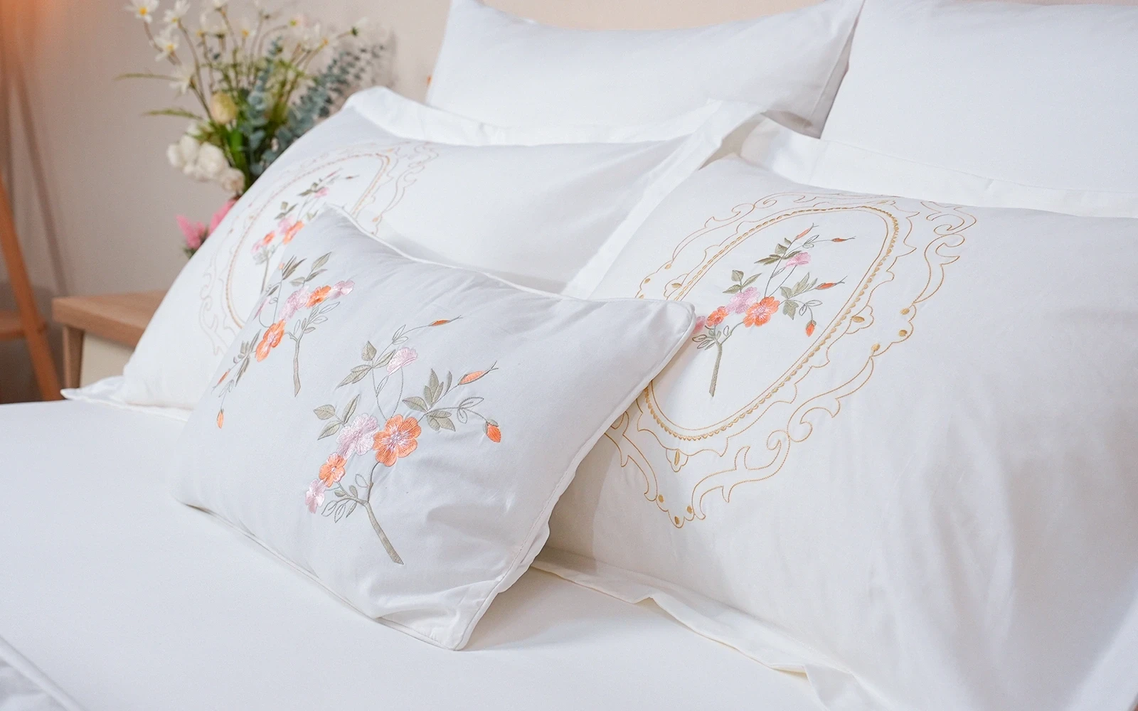 Maha Cotton Embroidered Comforter Set with Turkish Jacquard Compressed Bedspread 8 PCS - King