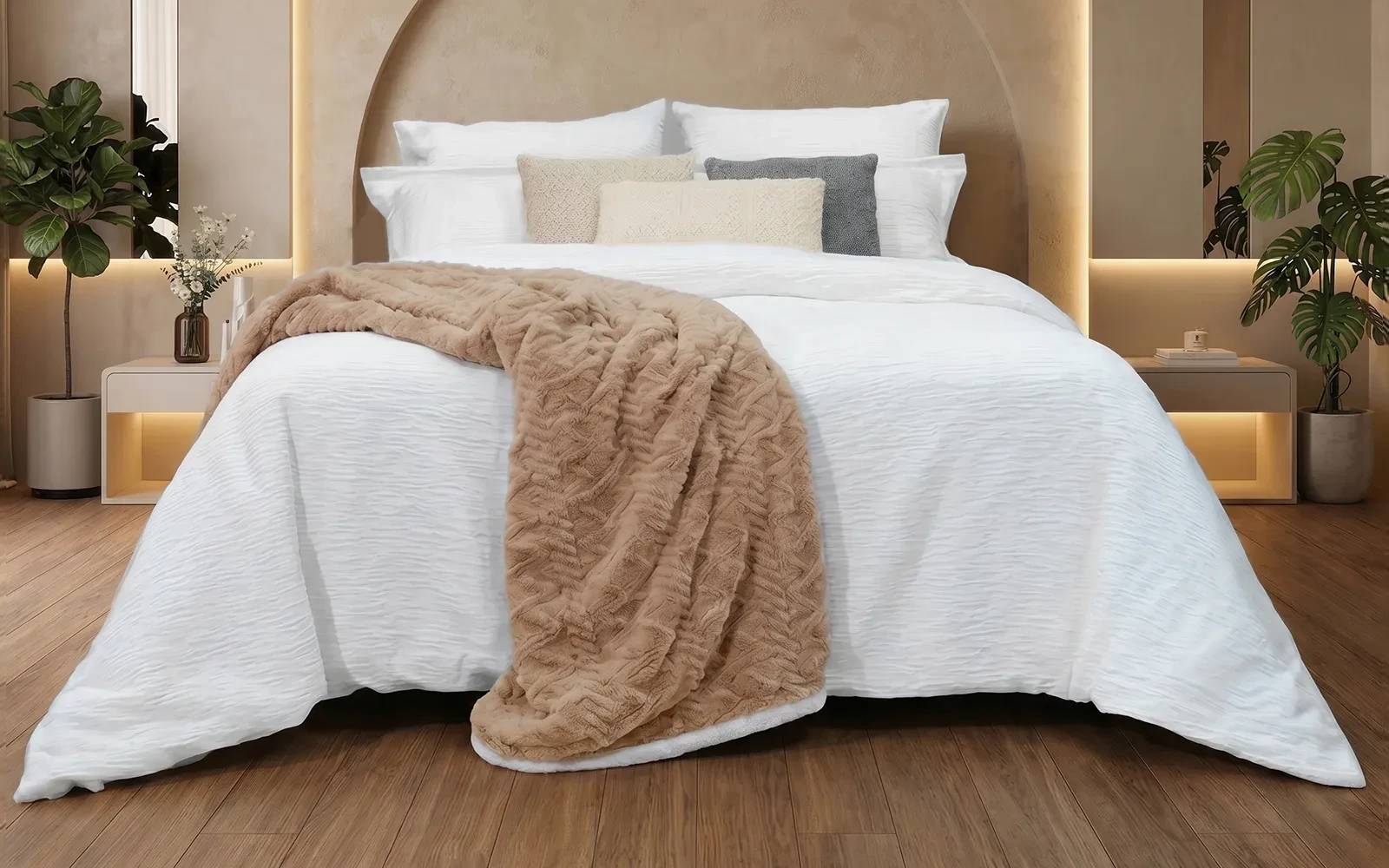 Kova Cotton Comforter Set & Ultra Soft Flannel Blanket Bedding Set With 3 Cushion 10 PCS - King  