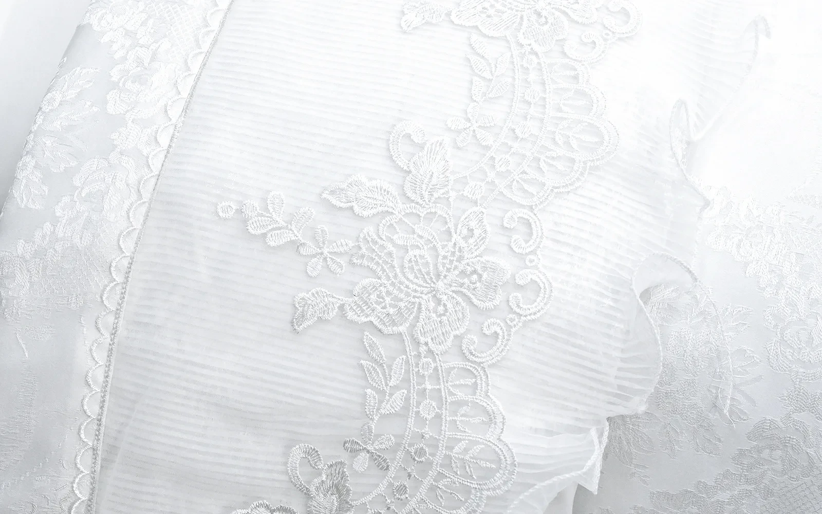 Taurus Jacquard Lace Wedding Bedspread Set  6 PCs - King White