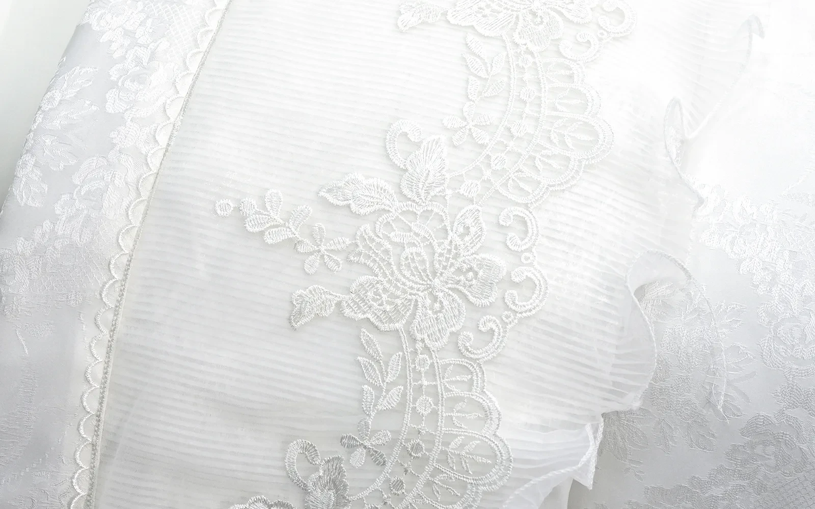 Taurus Jacquard Lace Wedding Bedspread Set  6 PCs - King Off White