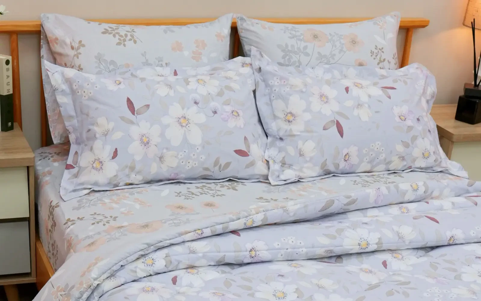 Violet Double Face Printed Cotton Comforter Bedding Set 6 PCS - Queen Multi Color