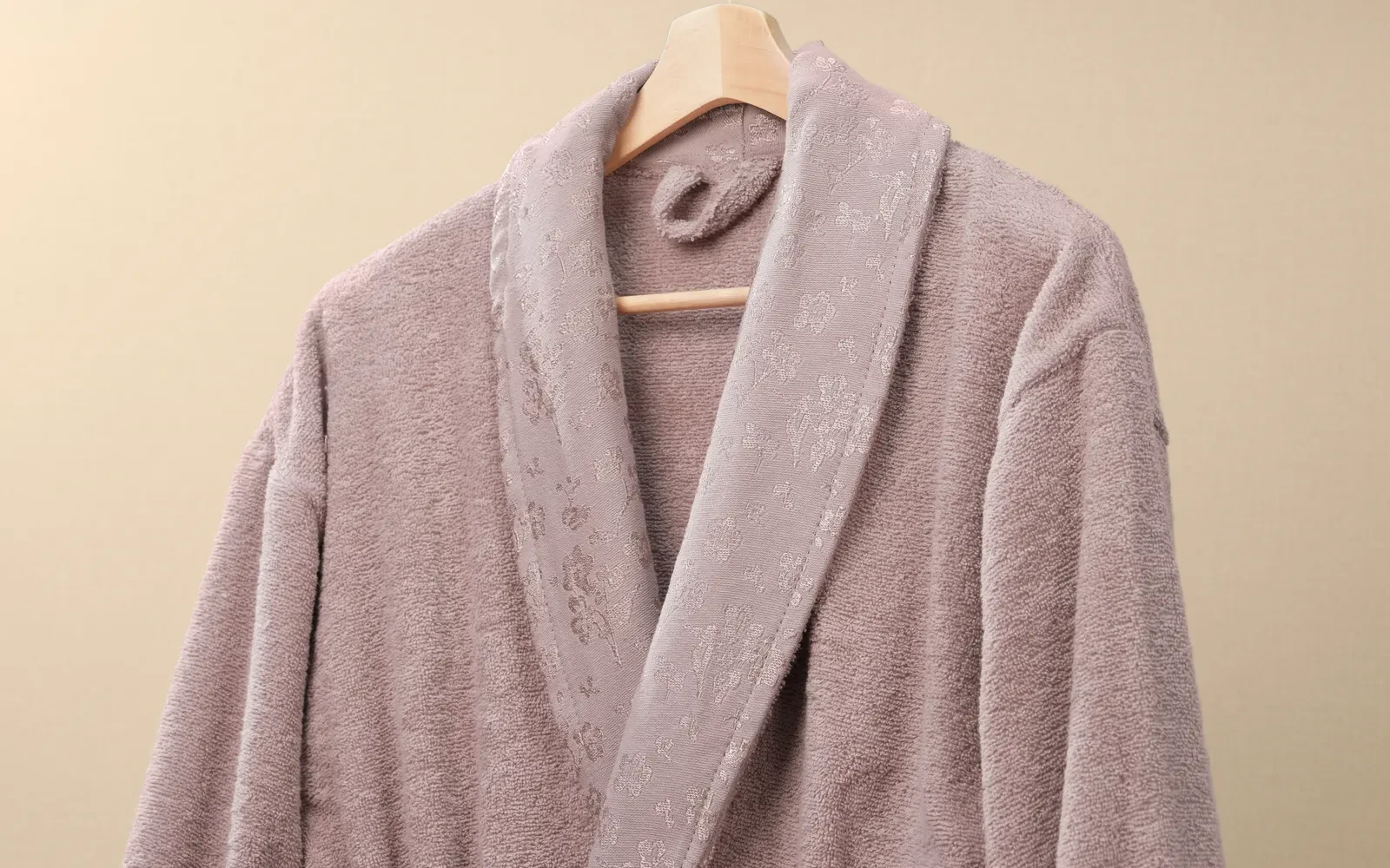 Fiesta Unisex Gold Cotton Jacquard Bathrobe Set 6 PCS - Cream & D.Pink