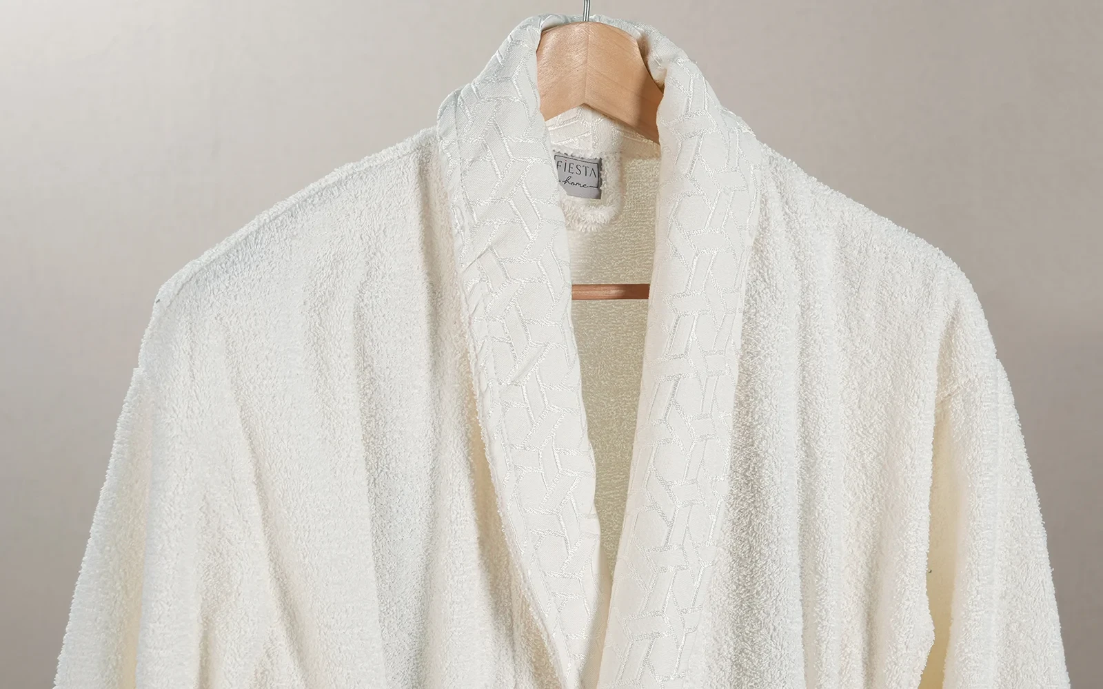 Fiesta Unisex Fashion Cotton Jacquard Boucel Bathrobe Set 5 PCS - Cream & D.Pink