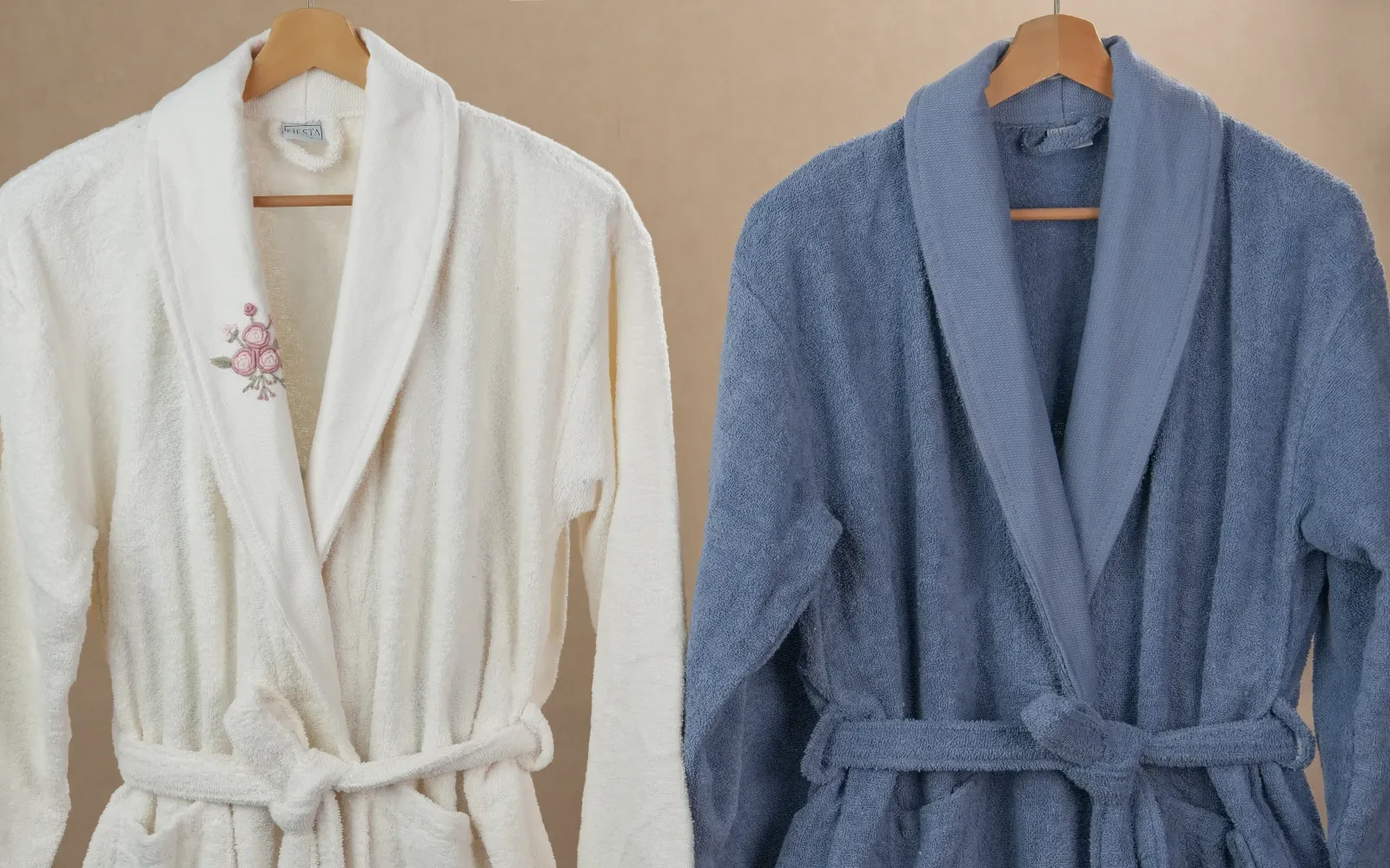 Fiesta Unisex Elite Cotton Embroidered Rococo Bathrobe Set 6 PCS - White & Blue