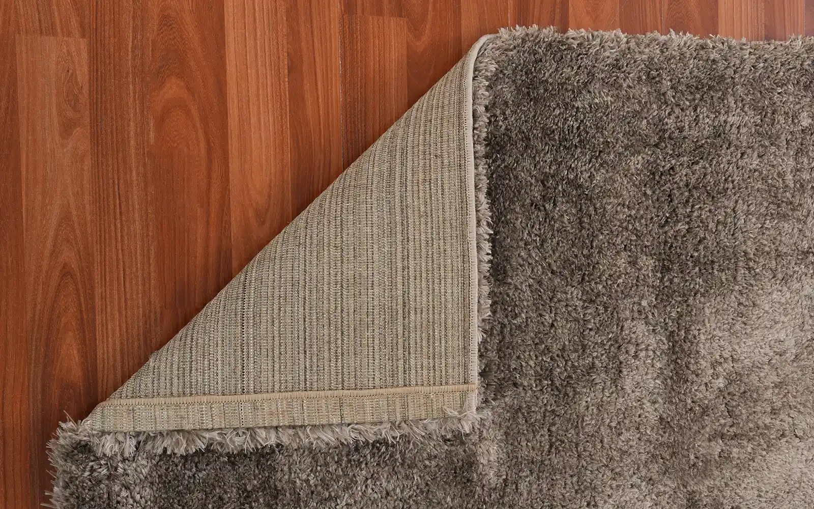 Plush Premium Carpet - ( 80 x 150 ) cm D.Beige