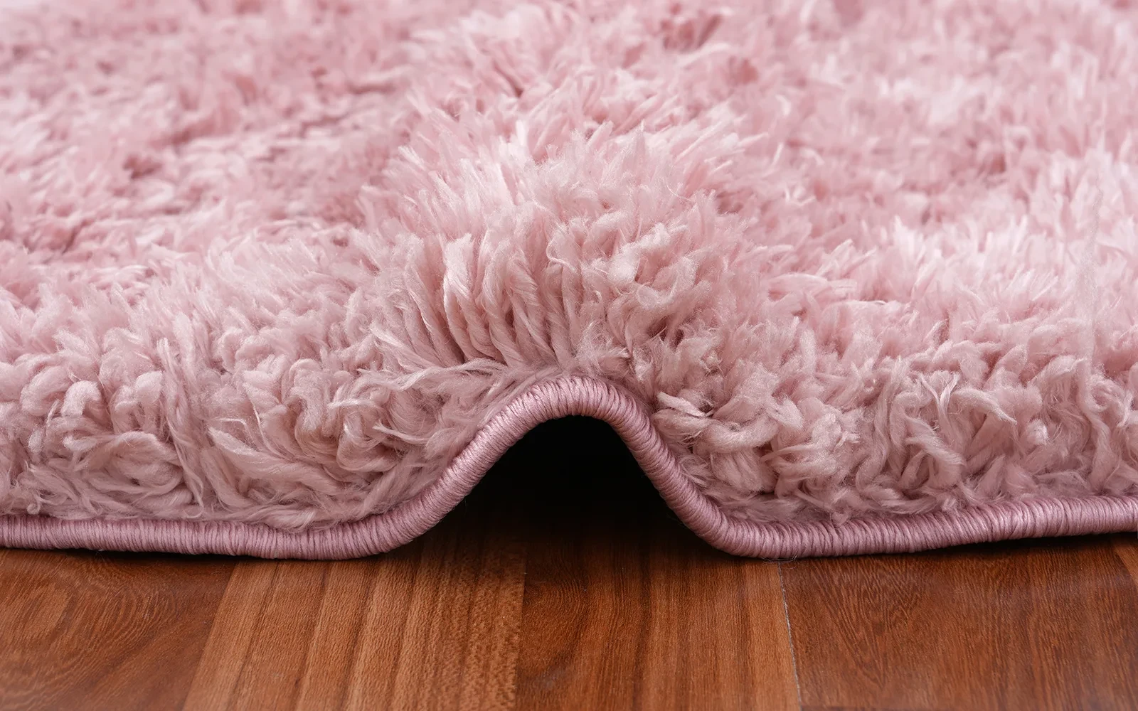 Plush Premium Carpet - ( 160 x 160 ) cm Pink