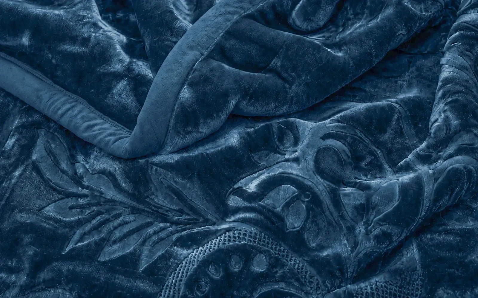 Al Saad Home Flannel Embossed Blanket 2 ply - King Blue