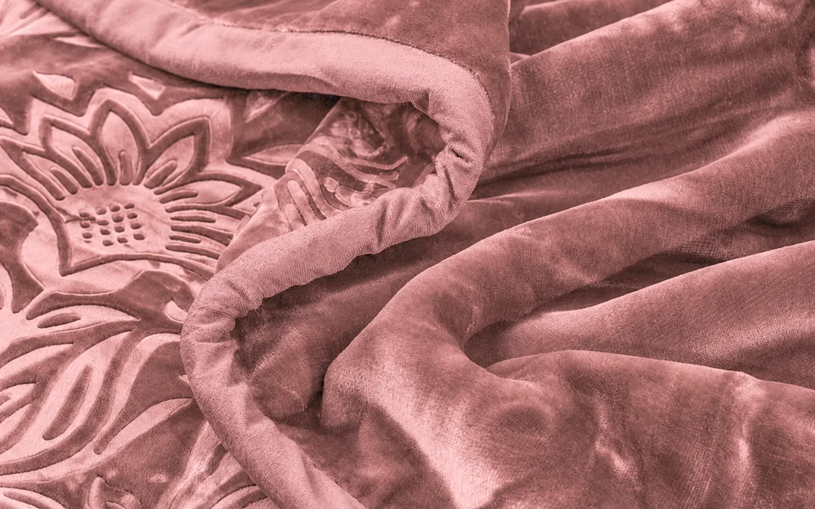 Al Saad Home Flannel Embossed Blanket 2 ply - Single Pink