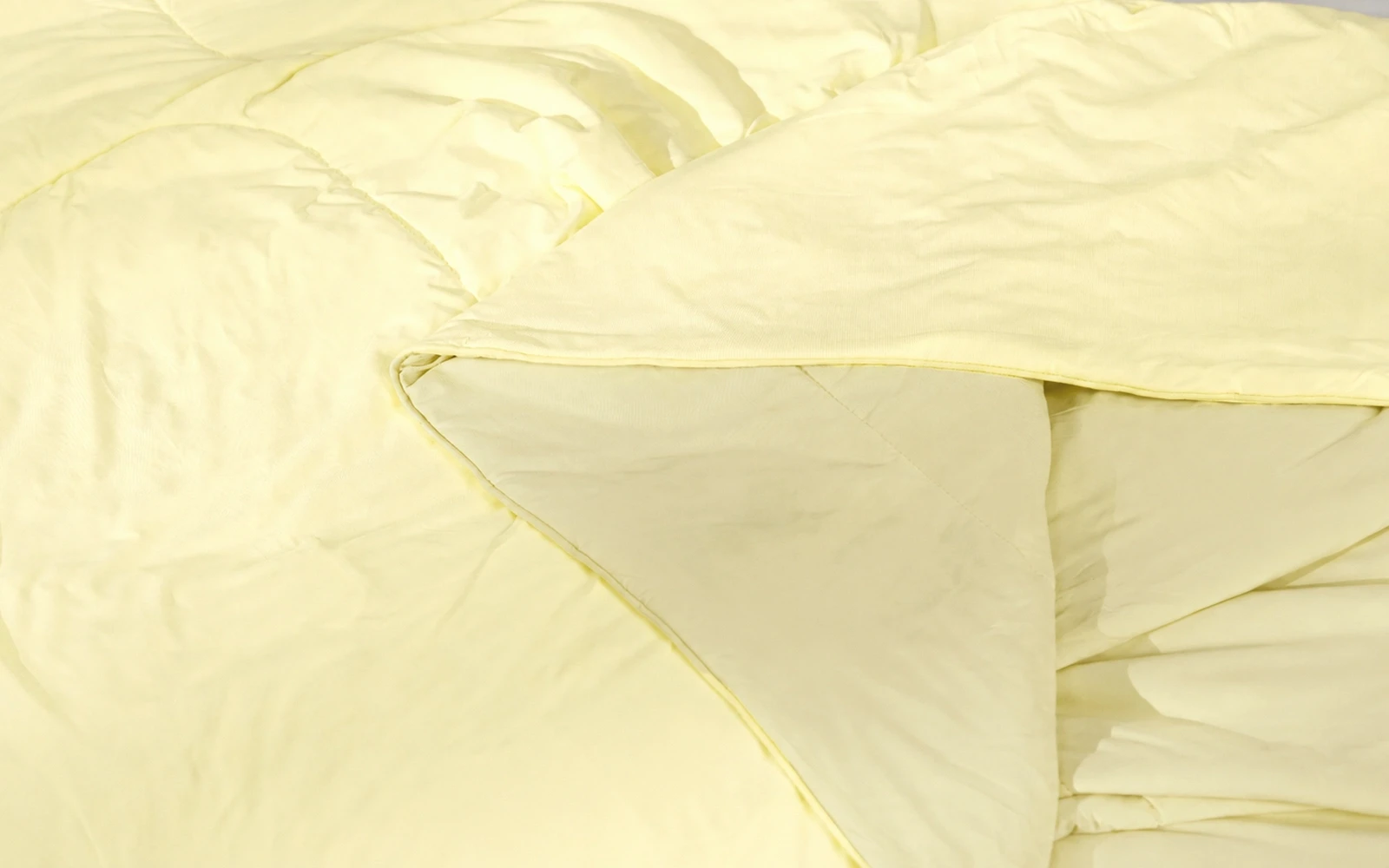 Al Saad Home Cooling Double Face Comforter Box 1 PC - Single Yellow & Cream