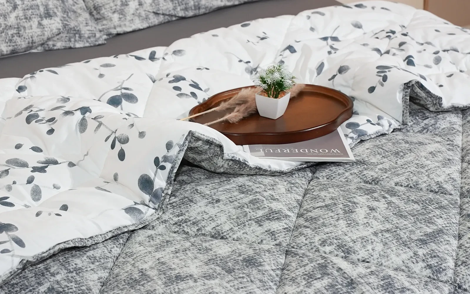 Al Saad Home Turkey Cotton Printed Comforter Bedding Set 4 PCS - Single White & Black