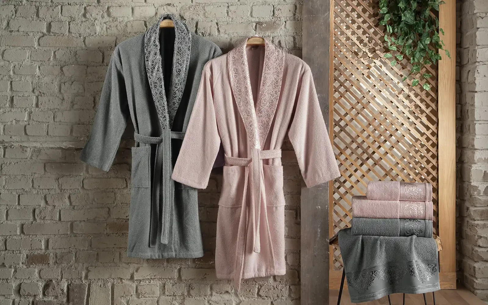 Al Saad Home Unisex Cotton Boucle Jacquard Luxury Bathrobe Set 6 PCS - Pink & Grey