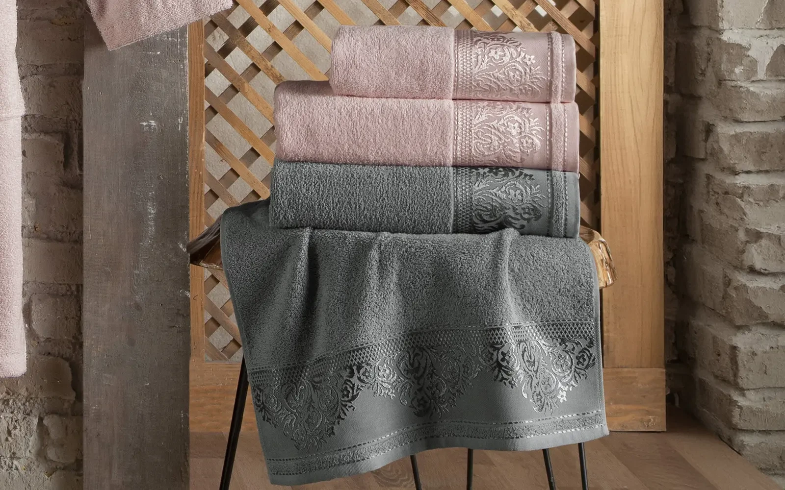 Al Saad Home Unisex Cotton Boucle Jacquard Luxury Bathrobe Set 6 PCS - Pink & Grey