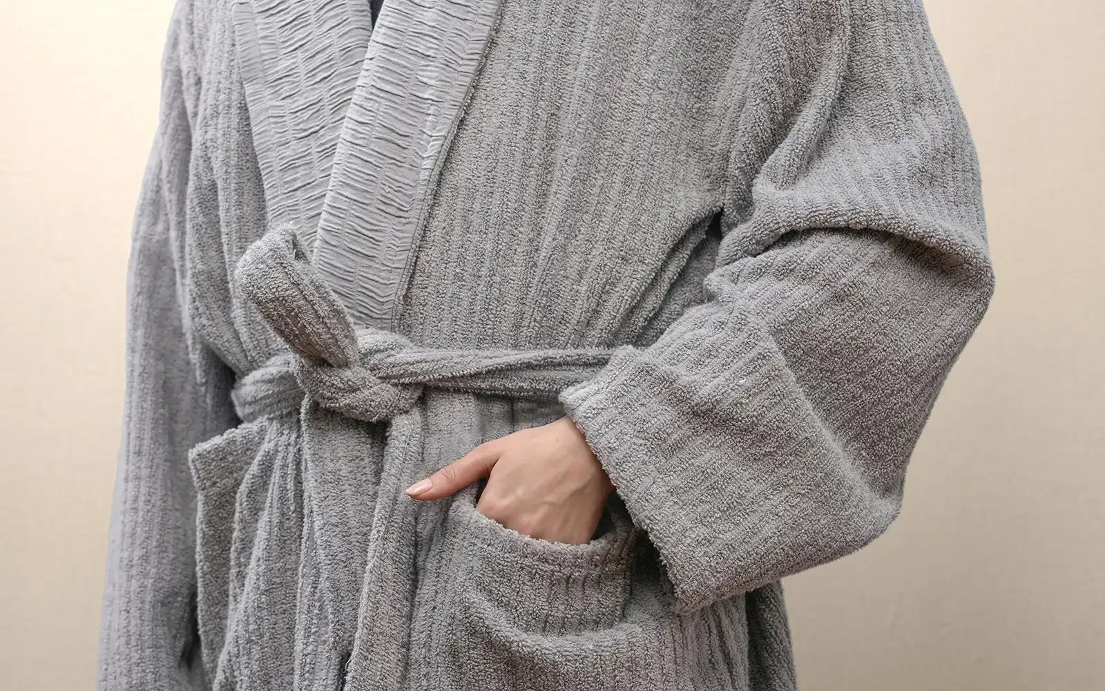 Al Saad Home Unisex Cotton Luxury Crinkle Jacquard Bathrobe Set 6 PCS - Pink & Grey
