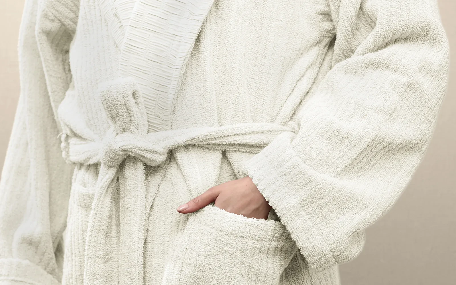 Al Saad Home Unisex Cotton Luxury Crinkle Jacquard Bathrobe Set 6 PCS - Off White & Green