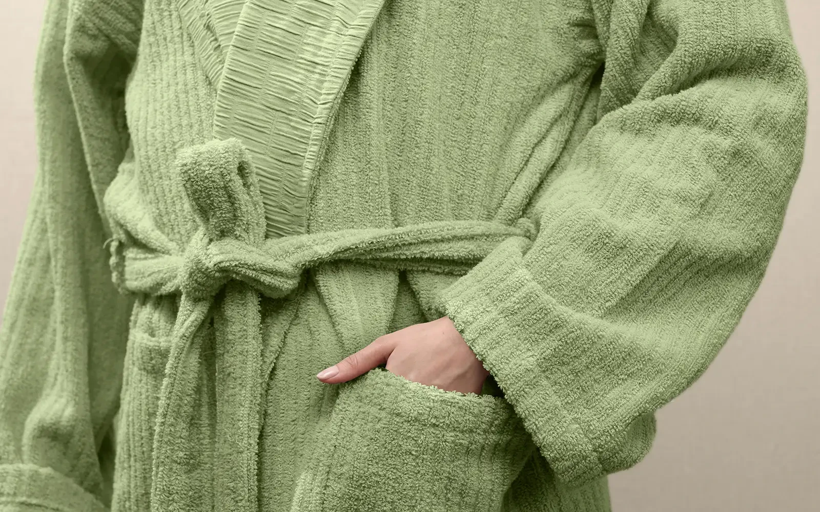 Al Saad Home Unisex Cotton Luxury Crinkle Jacquard Bathrobe Set 6 PCS - Off White & Green