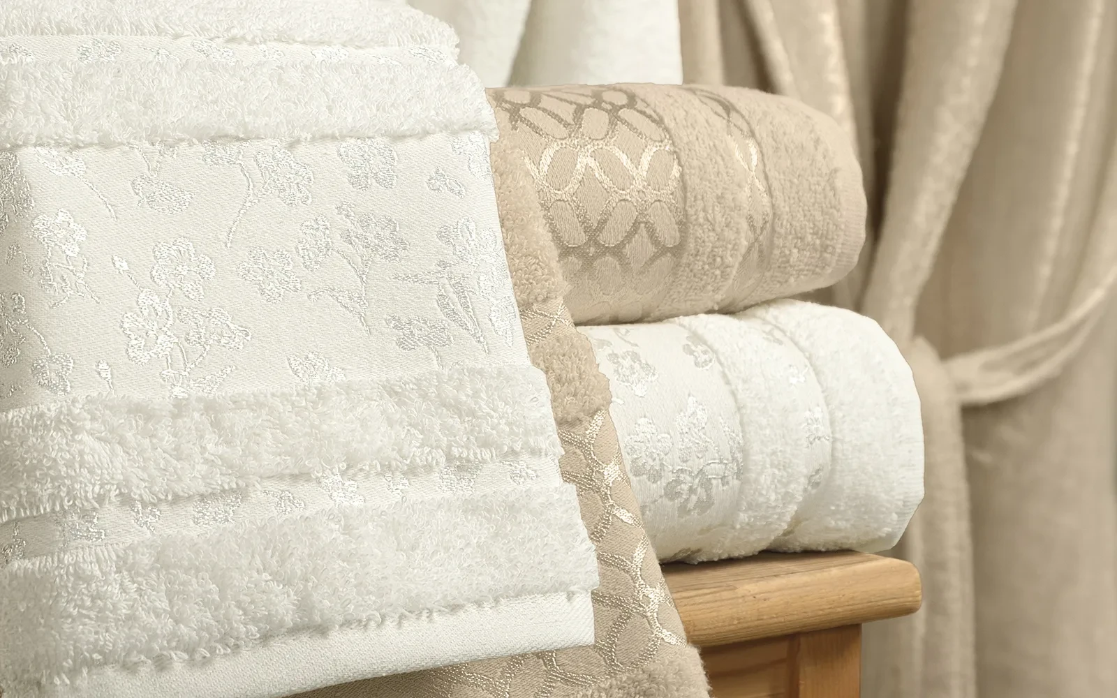 Al Saad Home Cotton Gold Boucle Jacquard Luxury Bathrobe Set 6 PCS - Off White & Beige