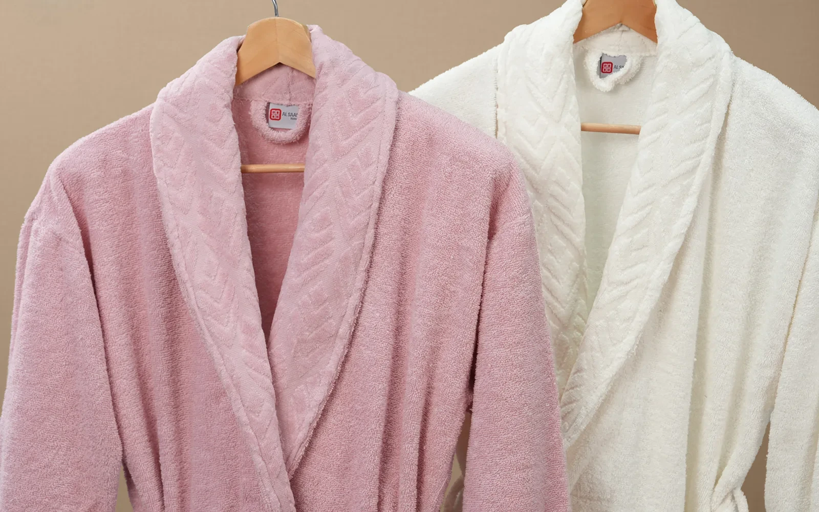 Al Saad Home Unisex Cotton Elite Velvet Jacquard Luxury Bathrobe Set 6 PCS - Off White & Pink