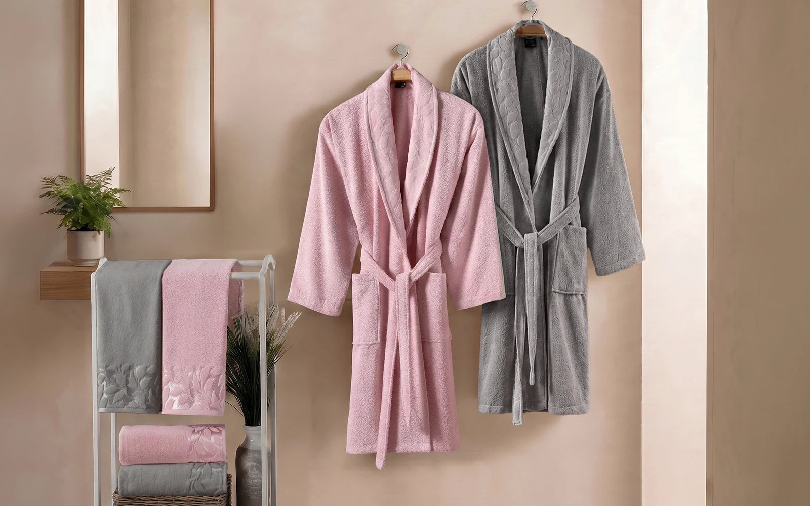 Al Saad Home Unisex Cotton Elite Velvet Jacquard Luxury Bathrobe Set 6 PCS - Grey & Pink